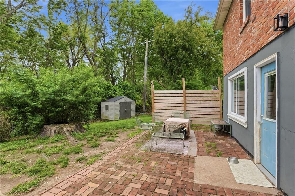 2904 NW Bedford Court — photo 25
