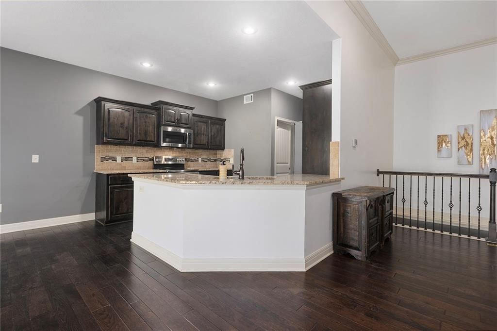 9315 N Belton Avenue — photo 6