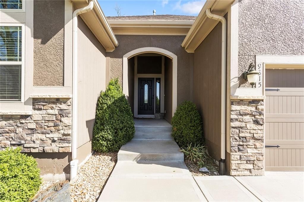 9315 N Belton Avenue — photo 36