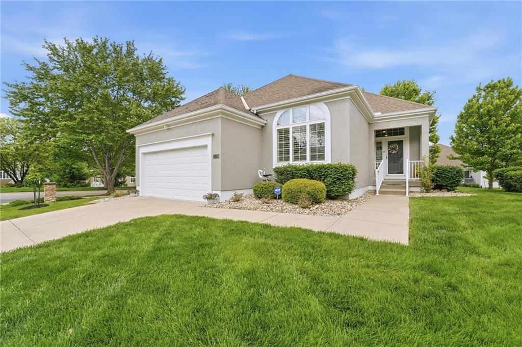 13201 Summit Street, Kansas City, MO