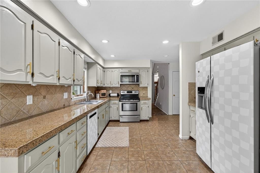 6505 N Wabash Avenue — photo 19
