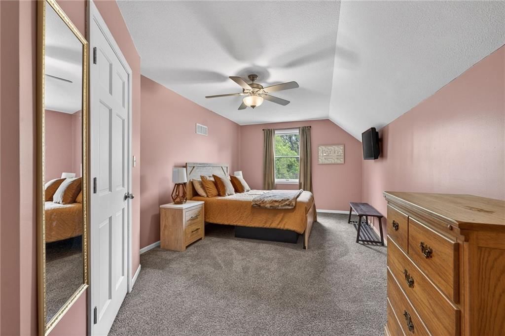 6505 N Wabash Avenue — photo 28