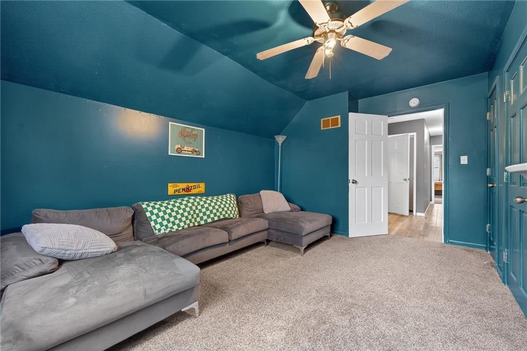 6505 N Wabash Avenue — photo 32