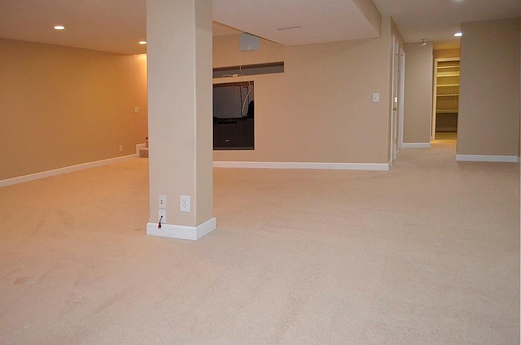 307 E 22nd Street — photo 29