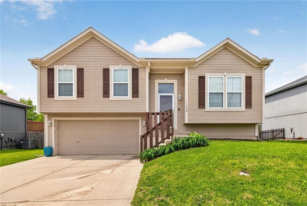 11428 N Farley Avenue, Kansas City, MO