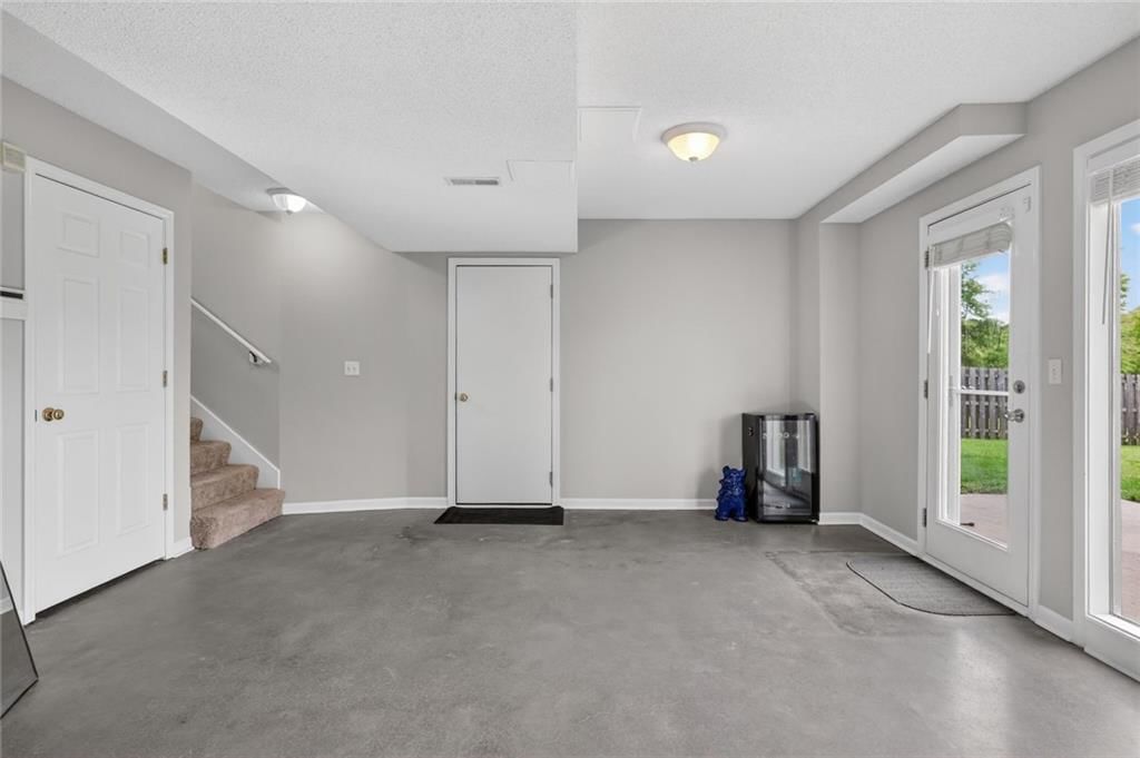 11428 N Farley Avenue — photo 17