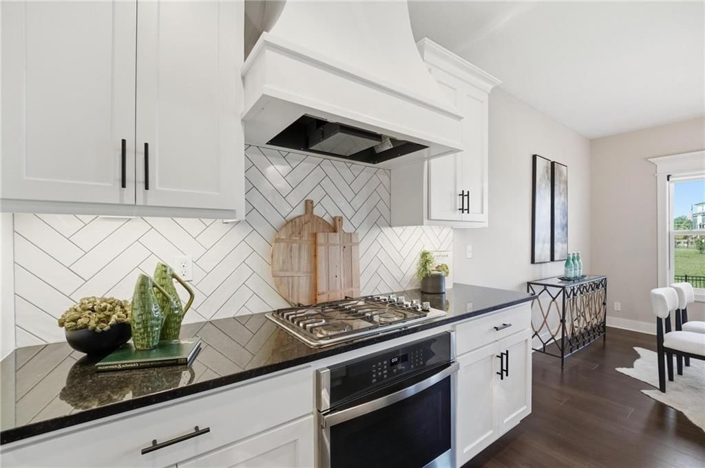 17404 Richards Street — photo 7