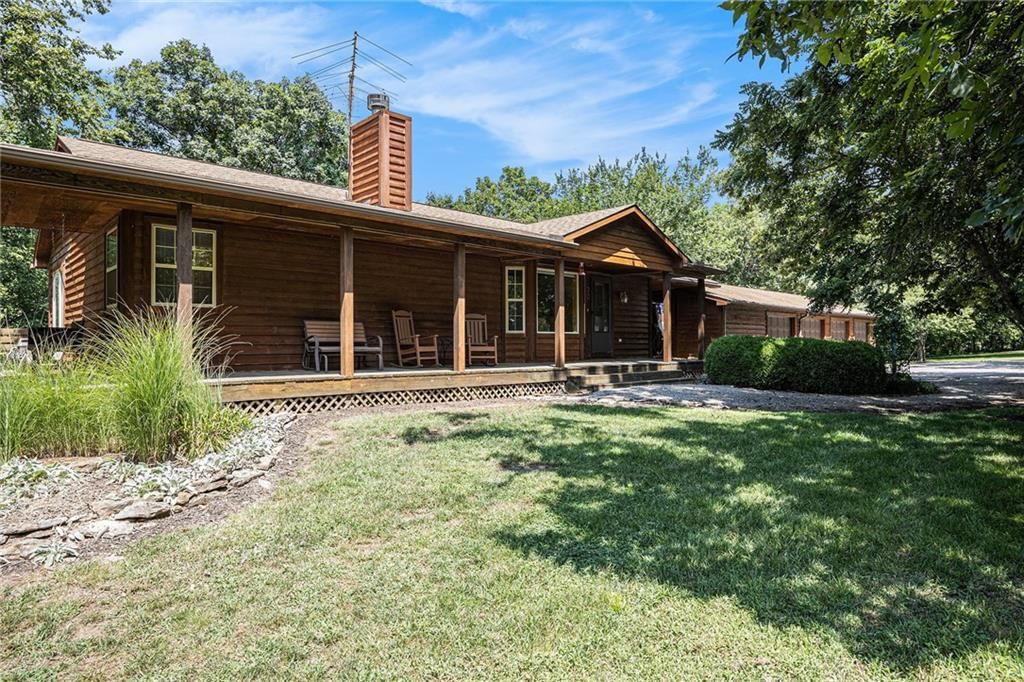 20 Timber Lake Road — photo 2