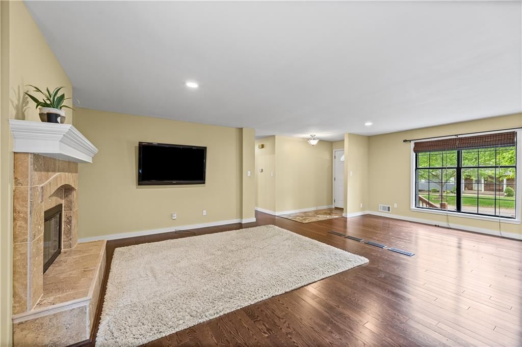 3609 NE Chapel Drive — photo 5