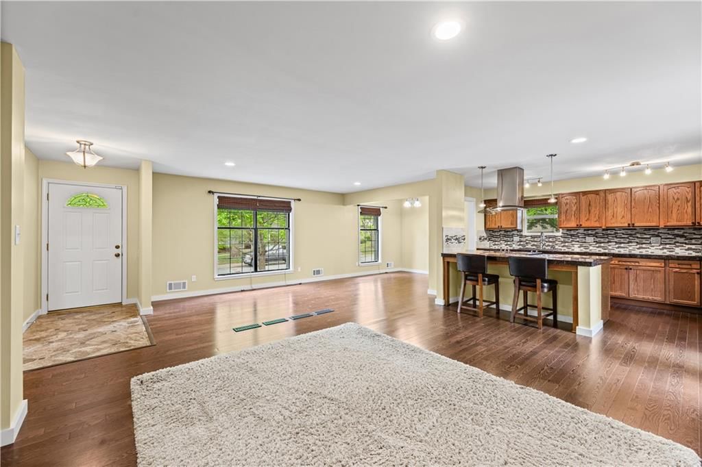 3609 NE Chapel Drive — photo 8