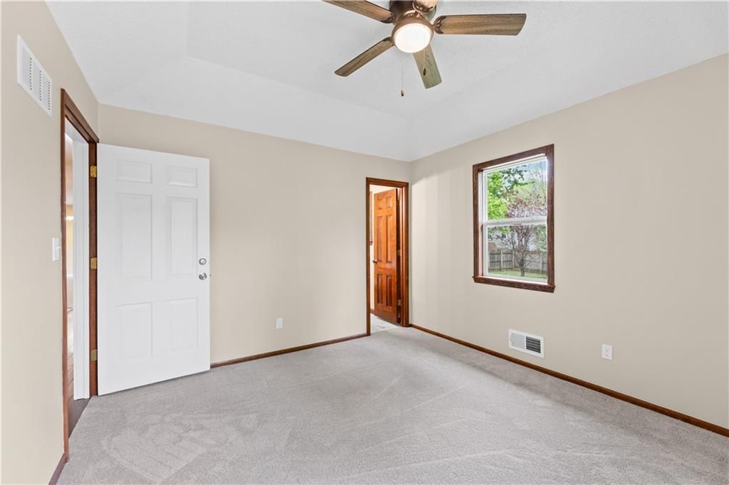 3609 NE Chapel Drive — photo 19