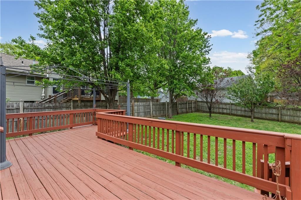 3609 NE Chapel Drive — photo 33