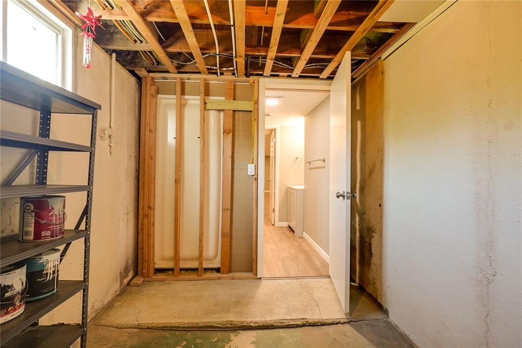 606 W 35th Terrace S — photo 32