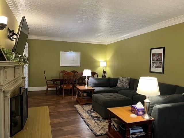 1527 South Street — photo 6