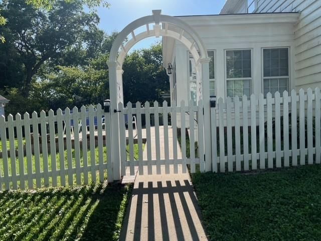 1527 South Street — photo 25