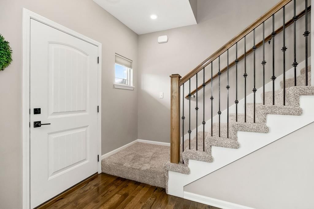 4325 NE 85th Terrace — photo 3