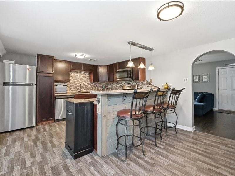 115 E Morse Avenue — photo 12