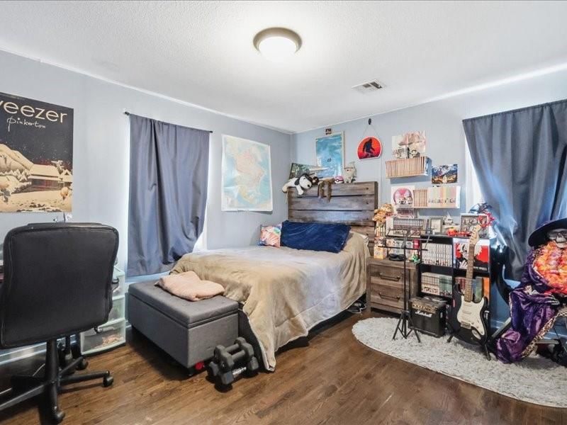 115 E Morse Avenue — photo 19