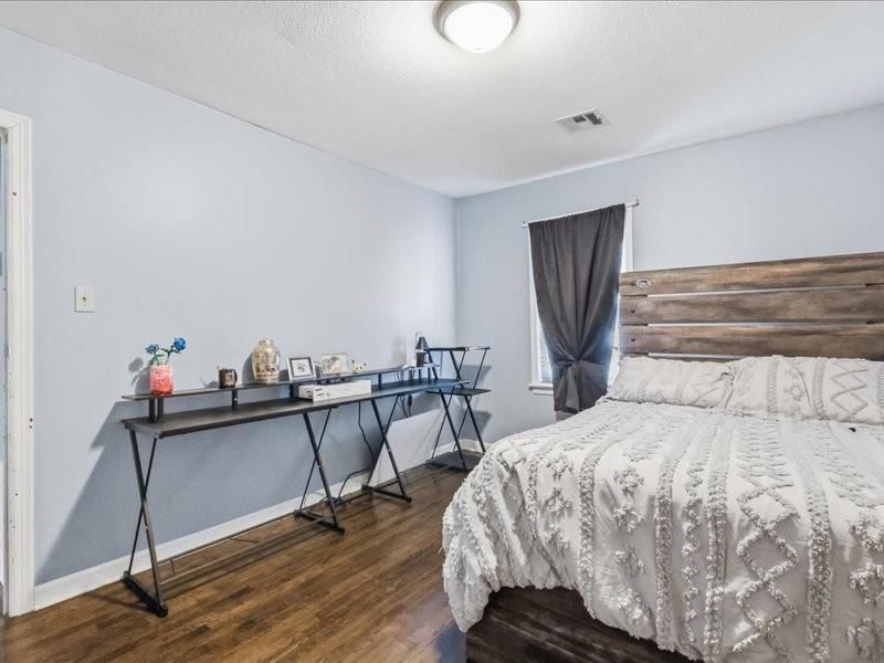 115 E Morse Avenue — photo 26