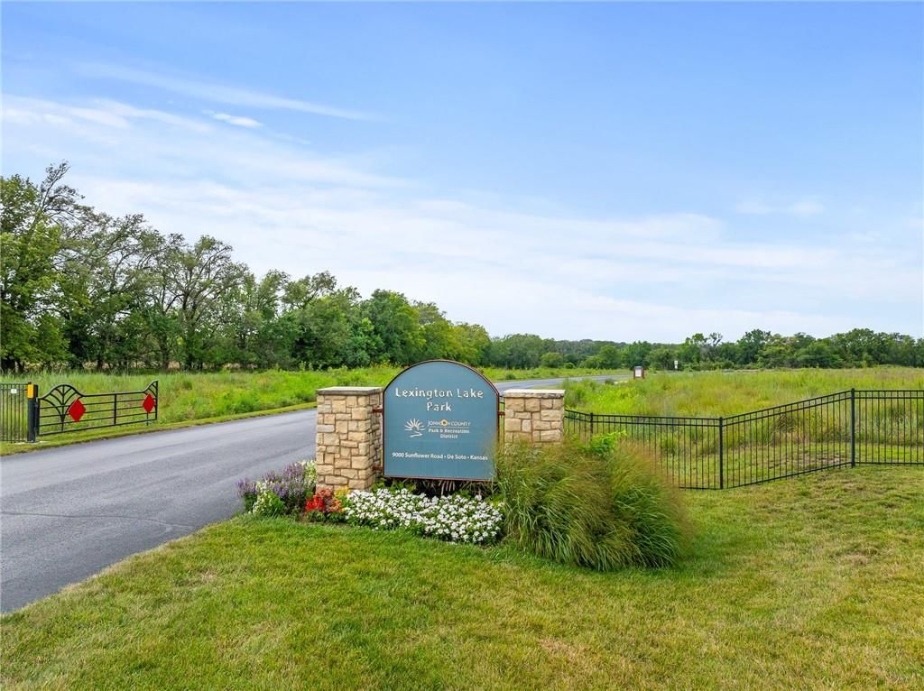 8638 Eagle Creek Drive — photo 8