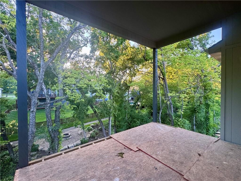 8638 Eagle Creek Drive — photo 14