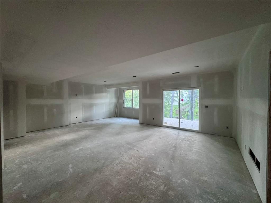 8638 Eagle Creek Drive — photo 21
