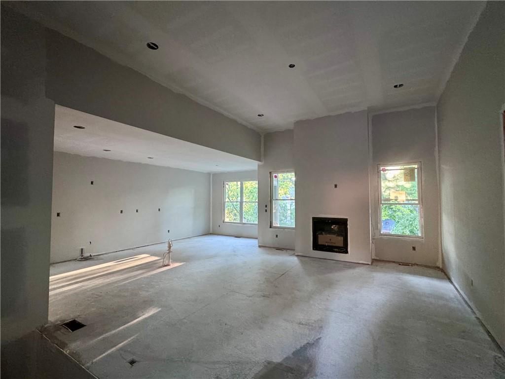 8646 Eagle Creek Drive — photo 14