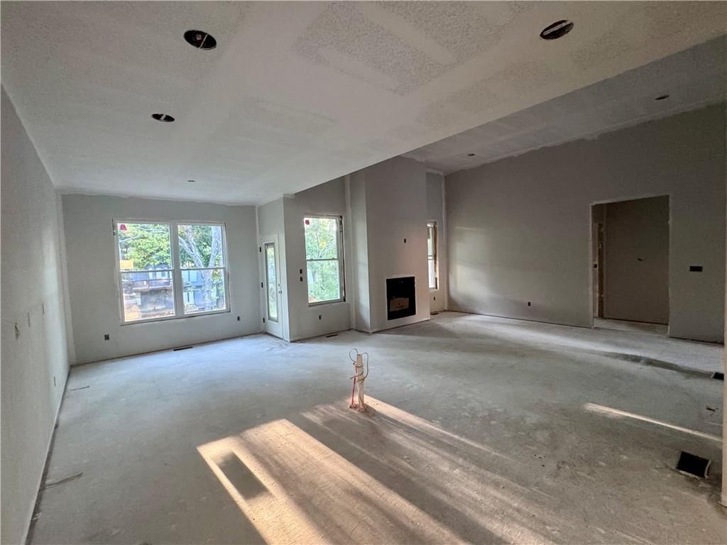 8646 Eagle Creek Drive — photo 15