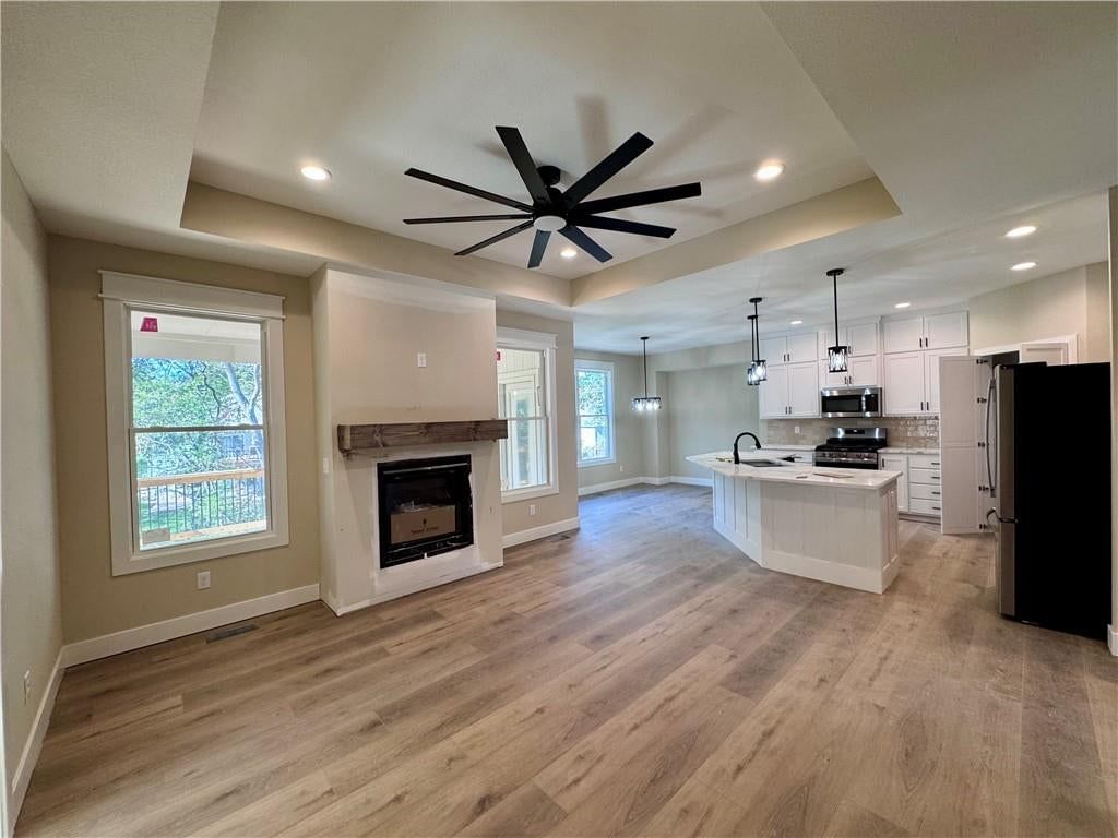8646 Eagle Creek Drive, De Soto, KS
