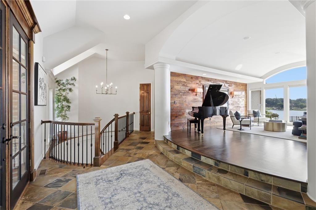 206 South Shore Drive — photo 8