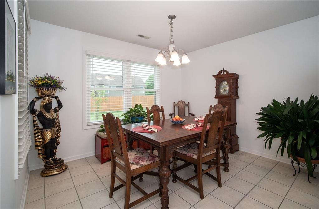 927 Jasara Circle — photo 12