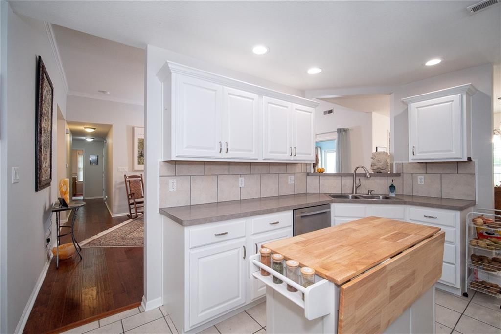 927 Jasara Circle — photo 14