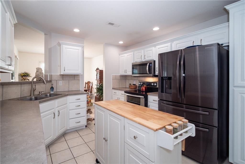 927 Jasara Circle — photo 16