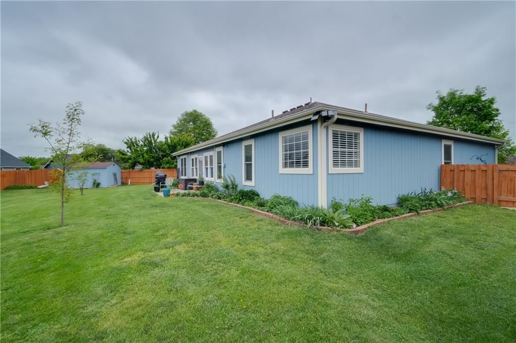 927 Jasara Circle — photo 35