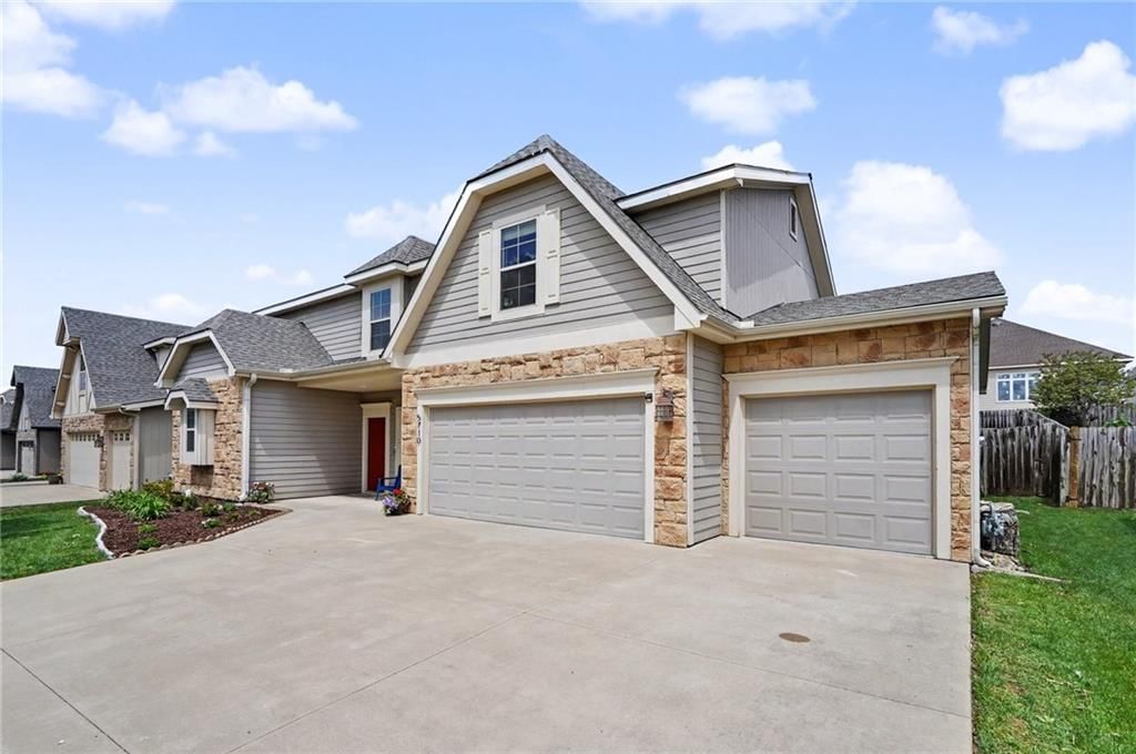 5710 Silverstone Drive — photo 4