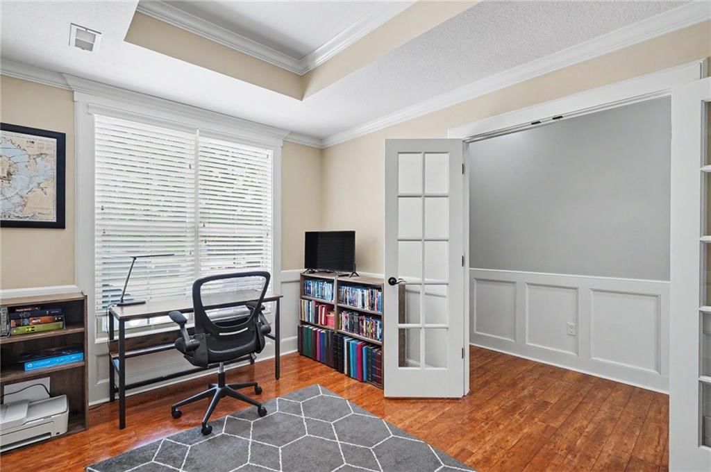 5710 Silverstone Drive — photo 10