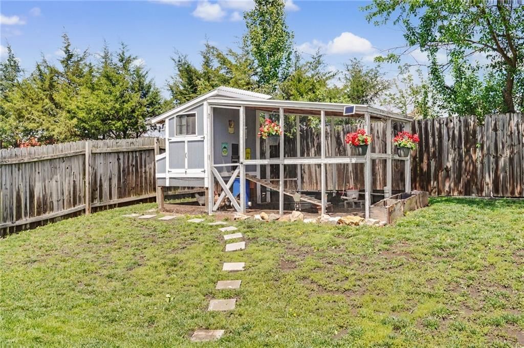 5710 Silverstone Drive — photo 44