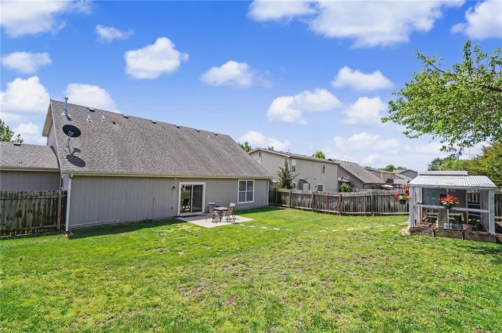 5710 Silverstone Drive — photo 47