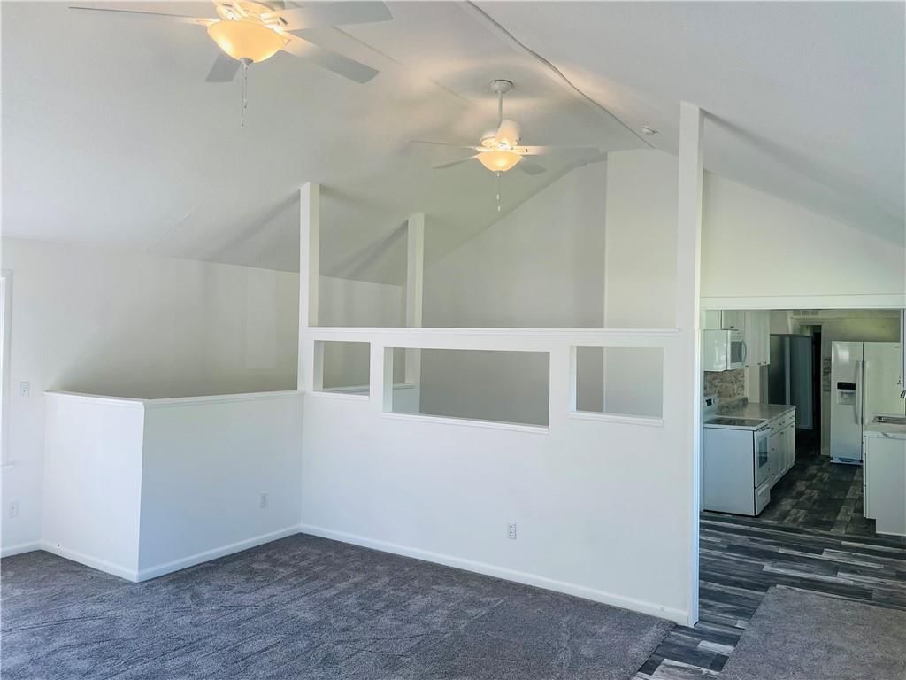 602 E Eisenhower Road — photo 9