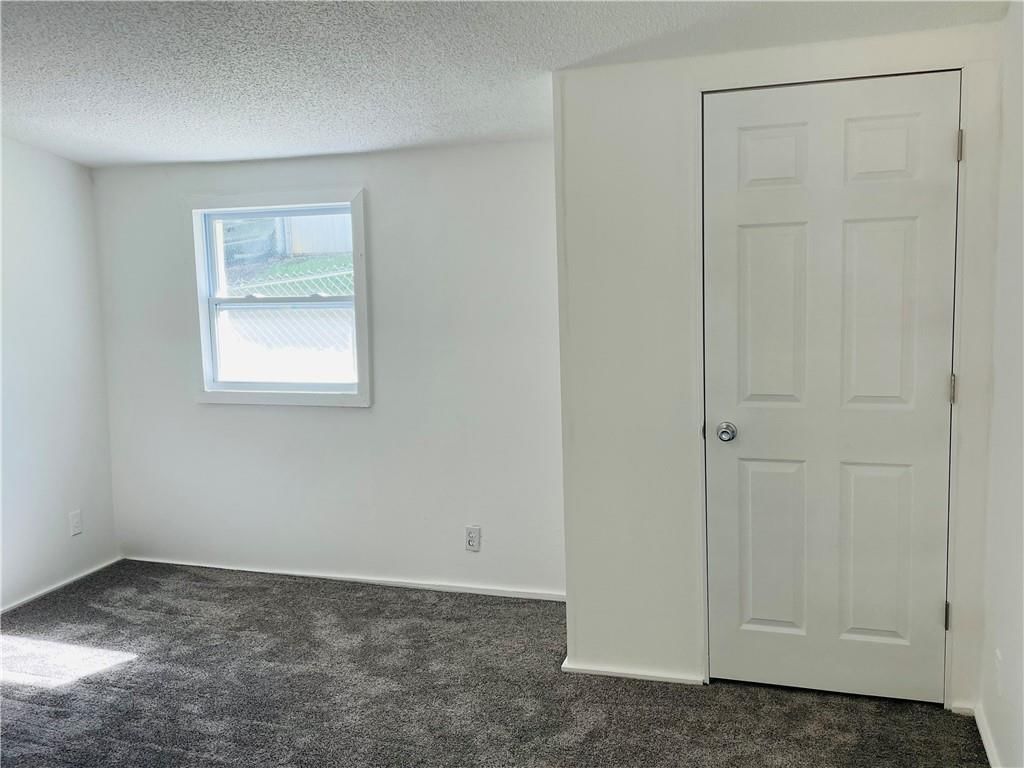 602 E Eisenhower Road — photo 17