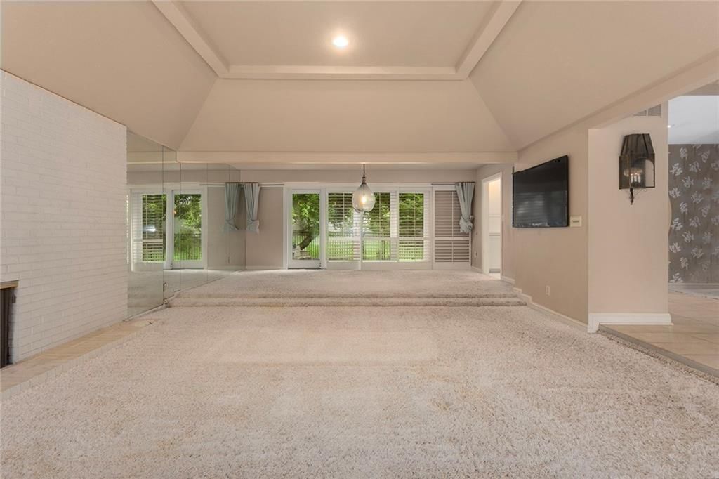 3901 S Sherman Drive — photo 8