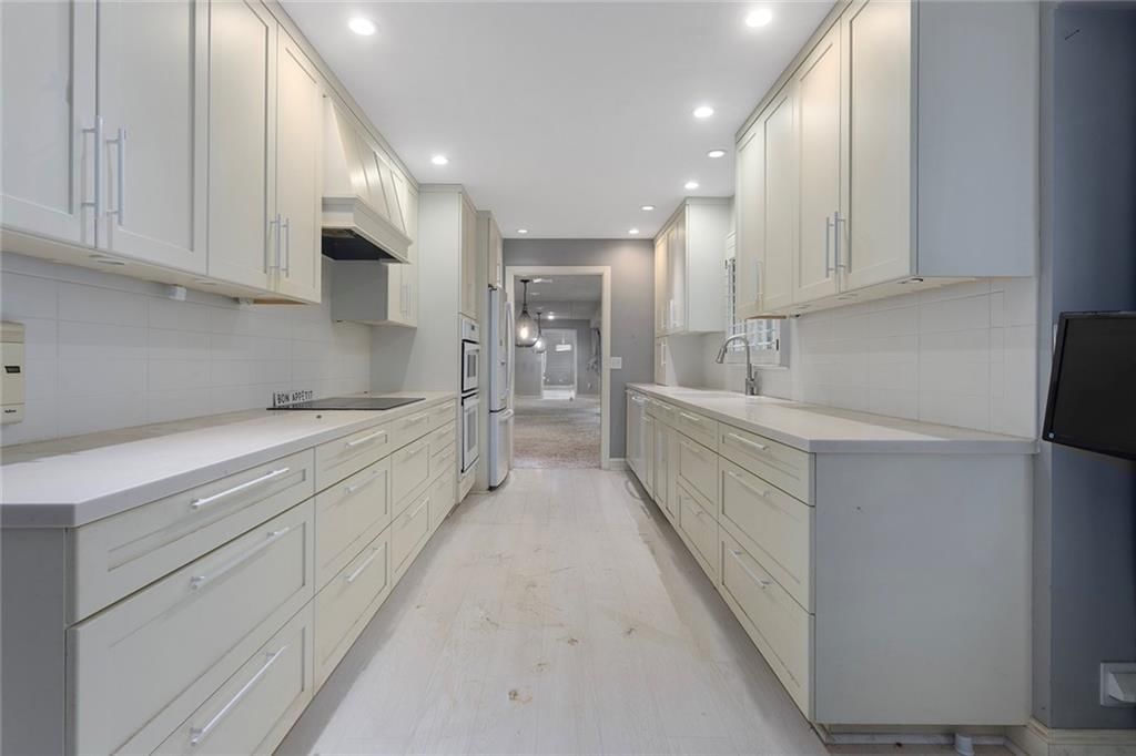 3901 S Sherman Drive — photo 13
