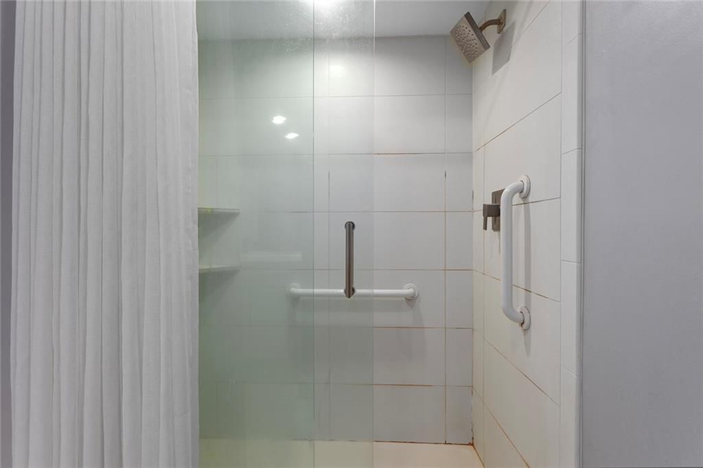 3901 S Sherman Drive — photo 18