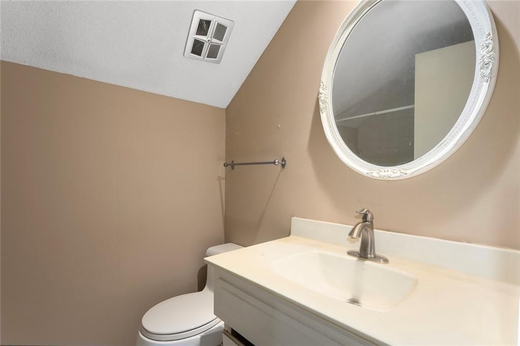 3901 S Sherman Drive — photo 19