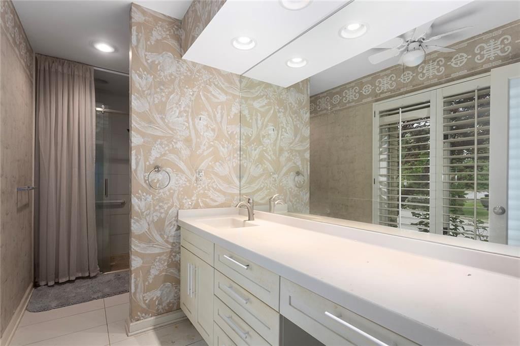 3901 S Sherman Drive — photo 25