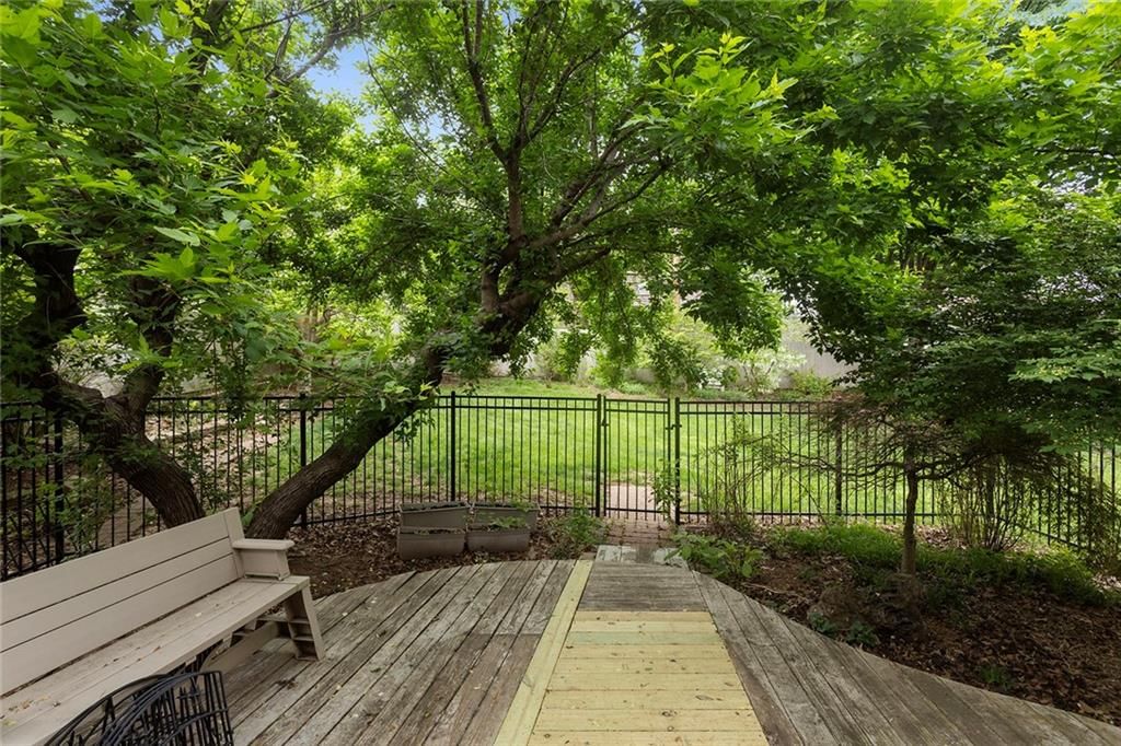 3901 S Sherman Drive — photo 35