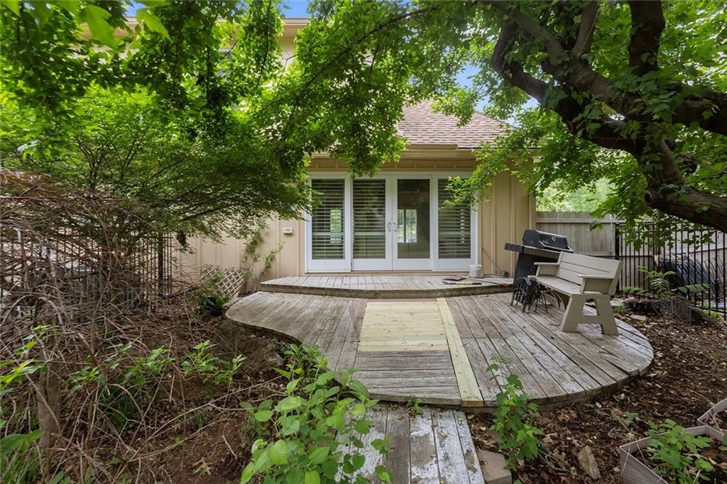 3901 S Sherman Drive — photo 36