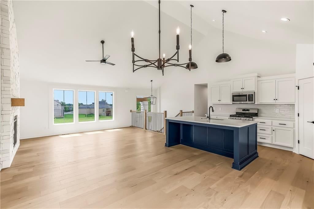 8663 Eagle Creek Drive — photo 13