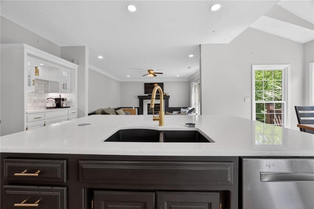 12721 BOND Street — photo 6