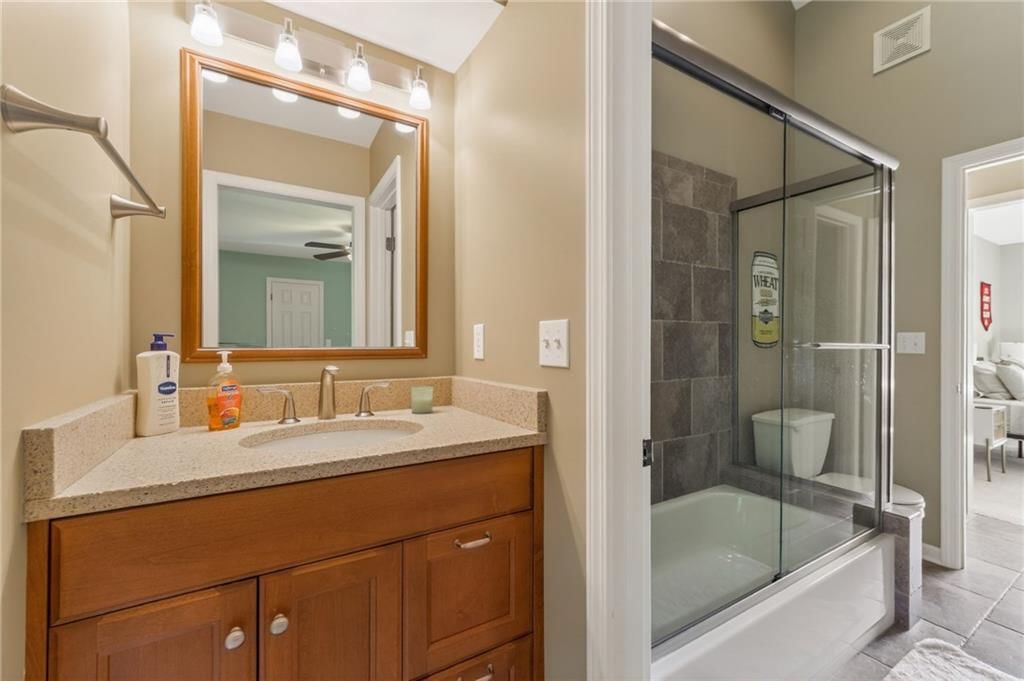 7711 N Montgall Avenue — photo 31